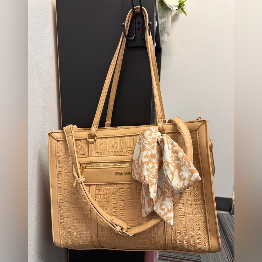 Steve Madden Tote With Crossbody Strap Tan
